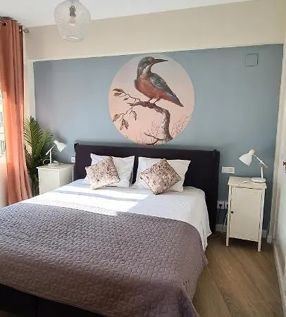 Levante Boutique In Centre With Seaview Апартаменты *